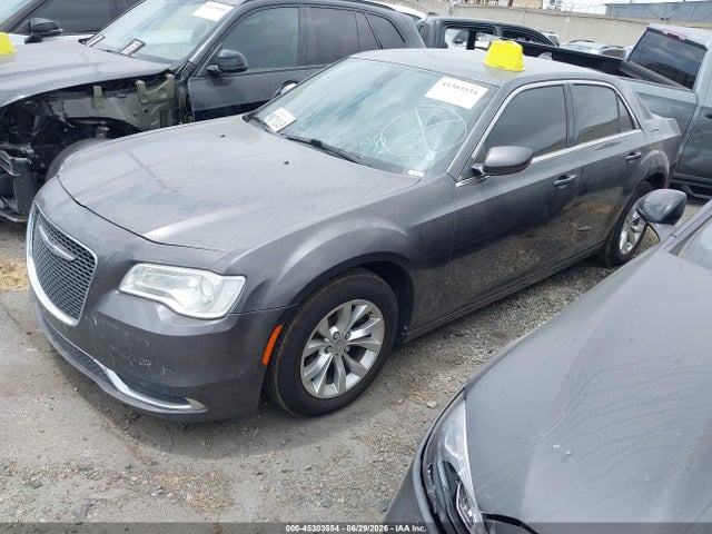 Продажа на аукционе авто 2015 Chrysler 300 Limited, vin: 2C3CCAAG2FH735884, номер лота: 45303554