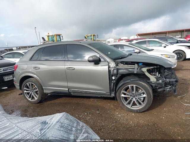 45303579 :رقم المزاد ، WA1DECF35P1075393 vin ، 2023 Audi Q3 Premium 45 Tfsi S Line Quattro Tiptronic مزاد بيع