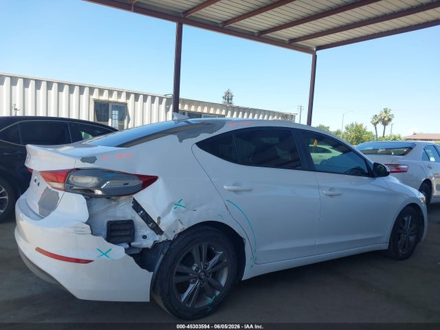 Hyundai ELANTRA SE 2017 5NPD84LF2HH128627 Image 13