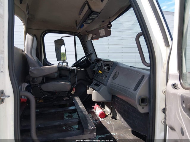 Продажа на аукционе авто 2015 Freightliner M2 106 Medium Duty, vin: 3ALACWDT9FDGK1683, номер лота: 45303685