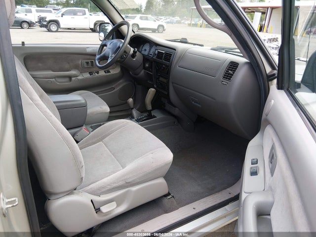 45303686 :رقم المزاد ، 5TEWN72N21Z791694 vin ، 2001 Toyota Tacoma Base V6 مزاد بيع