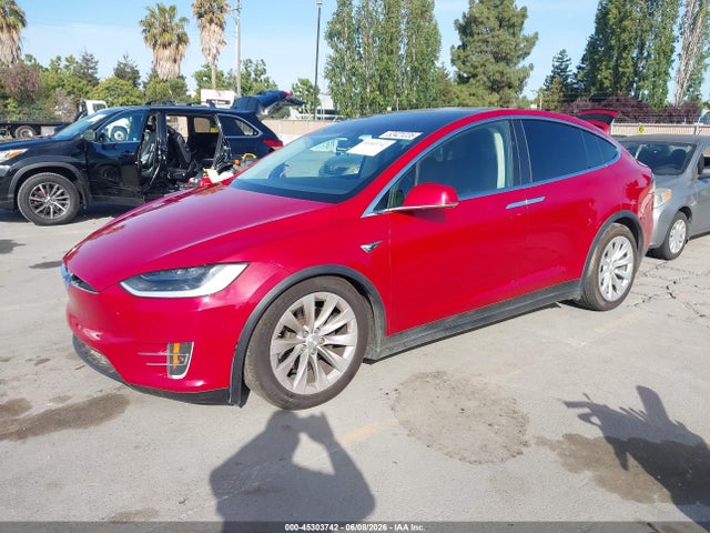 Tesla Model X 100d/75d/90d 2017 5YJXCDE25HF077788 Image 2