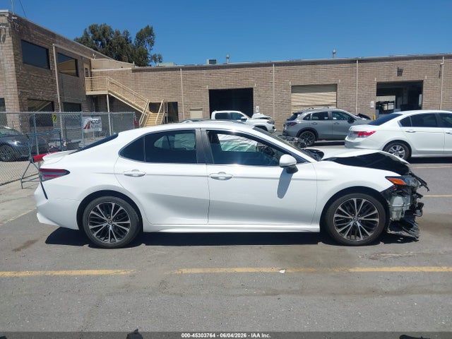 Toyota CAMRY SE 2018 4T1B11HK4JU083665 Image 14