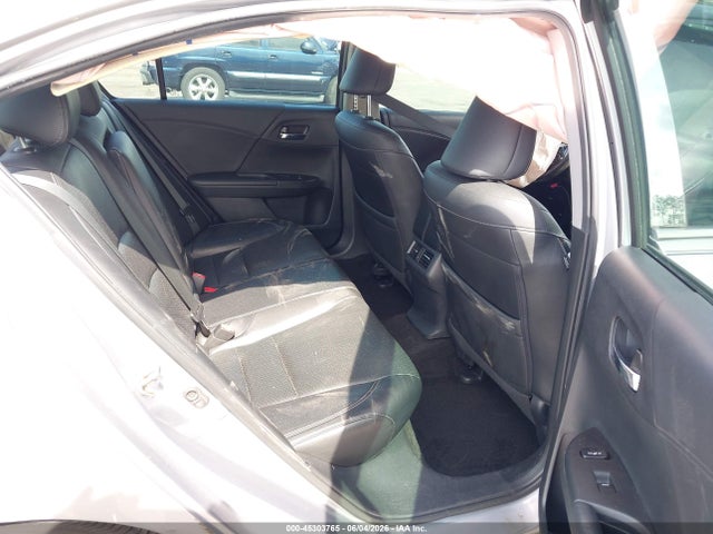 45303765 :رقم المزاد ، 1HGCR3F93GA019609 vin ، 2016 Honda Accord Touring مزاد بيع