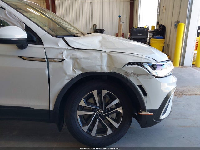Aukcja sprzedaży 2024 Volkswagen Tiguan 2.0t S, vin: 3VVFB7AX0RM165342, numer aukcji: 45303767
