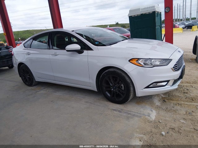 45303771 :رقم المزاد ، 3FA6P0HD7JR253479 vin ، 2018 Ford Fusion Se مزاد بيع
