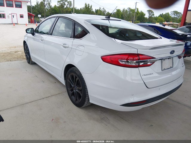 45303771 :رقم المزاد ، 3FA6P0HD7JR253479 vin ، 2018 Ford Fusion Se مزاد بيع