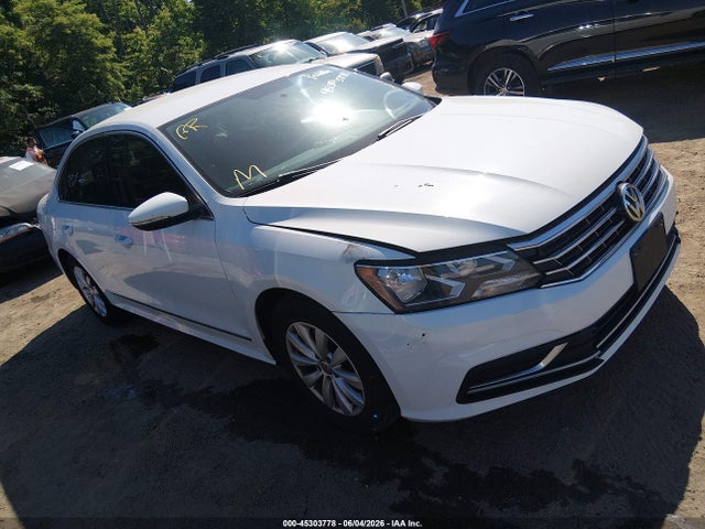 Aukcja sprzedaży 2016 Volkswagen Passat 1.8t S, vin: 1VWAT7A39GC026342, numer aukcji: 45303778
