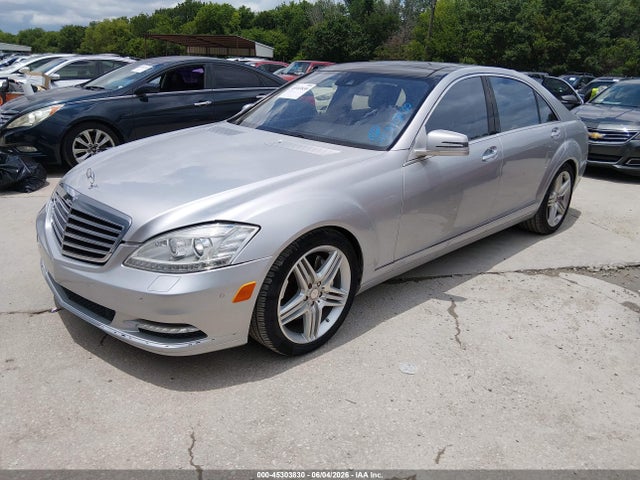 45303830 :رقم المزاد ، WDDNG7DB1DA519876 vin ، 2013 Mercedes-benz S 550 مزاد بيع