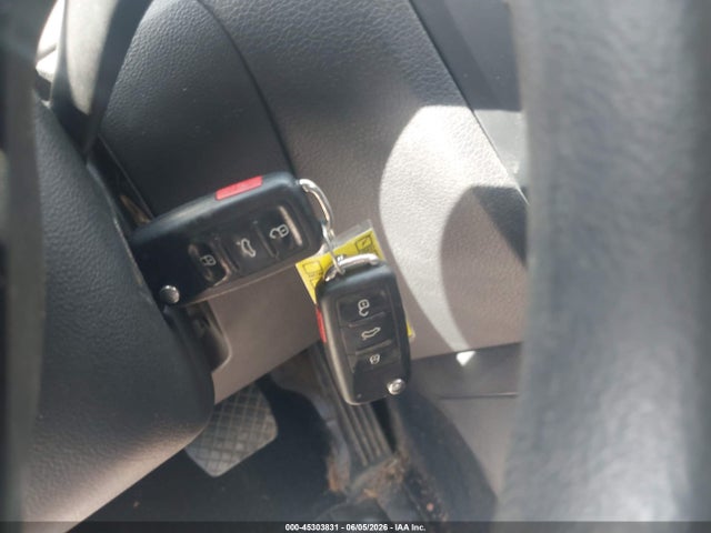 Продажа на аукционе авто 2018 Volkswagen Jetta 1.4t S, vin: 3VW2B7AJ0JM206692, номер лота: 45303831