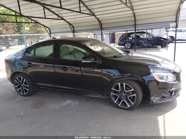 Aukcja sprzedaży 2017 Volvo S60 T5 Dynamic, vin: YV140MTLXH2427873, numer aukcji: 45303833