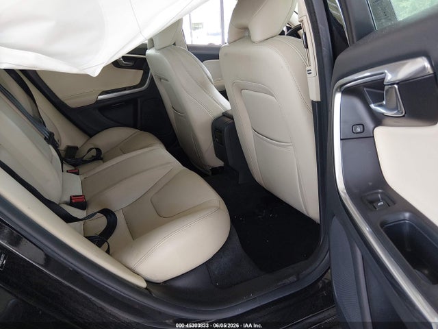 Aukcja sprzedaży 2017 Volvo S60 T5 Dynamic, vin: YV140MTLXH2427873, numer aukcji: 45303833
