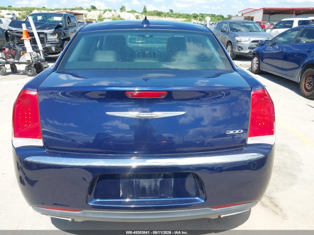 Продажа на аукционе авто 2016 Chrysler 300 Limited, vin: 2C3CCAAG8GH243121, номер лота: 45303841