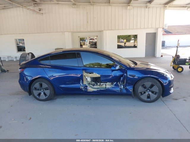 Tesla Model 3 Standard Range Plus Rear-wheel Drive 2021 5YJ3E1EA3MF991157 Image 12