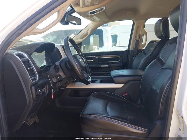 Продаж на аукціоні авто 2019 Ram 3500 Laramie  4x4 6'4 Box, vin: 3C63R3EL7KG564502, номер лоту: 45303869