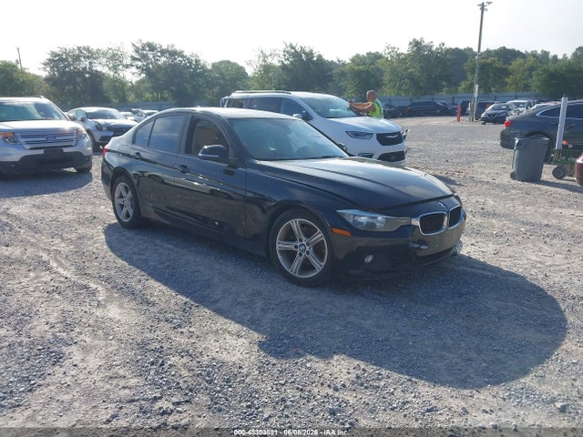 2014 Bmw 328i მანქანა იყიდება აუქციონზე, vin: WBA3C1C51EK113496, აუქციონის ნომერი: 45303881