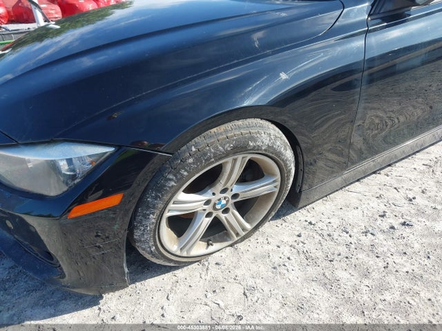 45303881 :رقم المزاد ، WBA3C1C51EK113496 vin ، 2014 Bmw 328i مزاد بيع