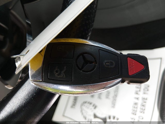 2020 Mercedes-benz Gla 250 მანქანა იყიდება აუქციონზე, vin: WDCTG4EB3LU027131, აუქციონის ნომერი: 45303908