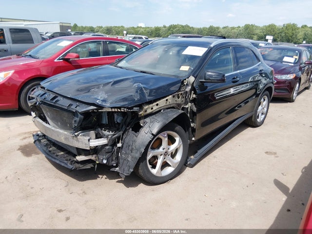 2020 Mercedes-benz Gla 250 მანქანა იყიდება აუქციონზე, vin: WDCTG4EB3LU027131, აუქციონის ნომერი: 45303908