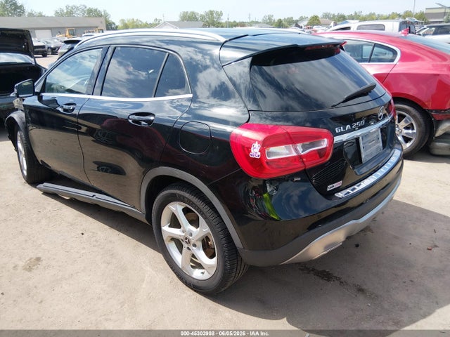 2020 Mercedes-benz Gla 250 მანქანა იყიდება აუქციონზე, vin: WDCTG4EB3LU027131, აუქციონის ნომერი: 45303908