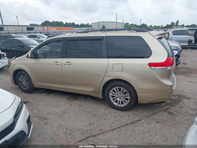 Продаж на аукціоні авто 2012 Toyota Sienna Le V6 8 Passenger, vin: 5TDKK3DC7CS214784, номер лоту: 45303936