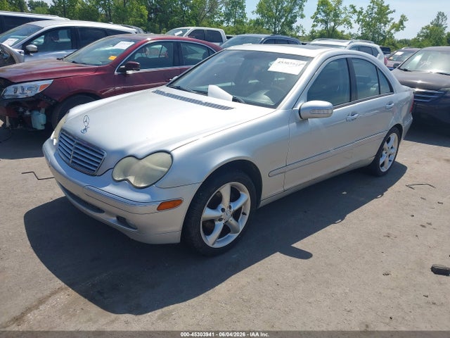 Aukcja sprzedaży 2004 Mercedes-benz C 240, vin: WDBRF61JX4A600961, numer aukcji: 45303941