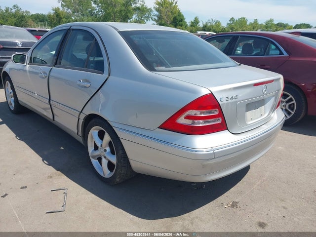 Aukcja sprzedaży 2004 Mercedes-benz C 240, vin: WDBRF61JX4A600961, numer aukcji: 45303941