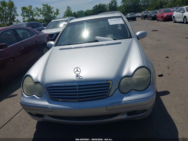 Aukcja sprzedaży 2004 Mercedes-benz C 240, vin: WDBRF61JX4A600961, numer aukcji: 45303941