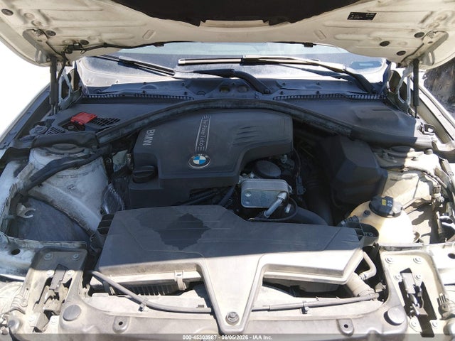45303987 :رقم المزاد ، WBA3B1C58FK139694 vin ، 2015 Bmw 320i مزاد بيع