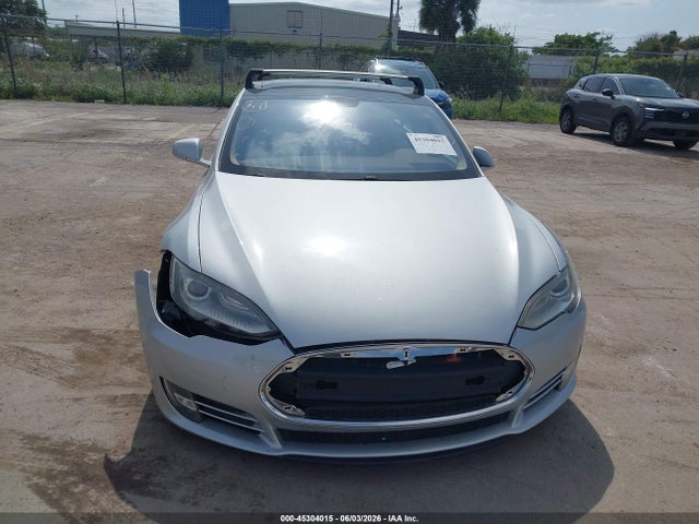 Aukcja sprzedaży 2013 Tesla Model S, vin: 5YJSA1CN4DFP04115, numer aukcji: 45304015