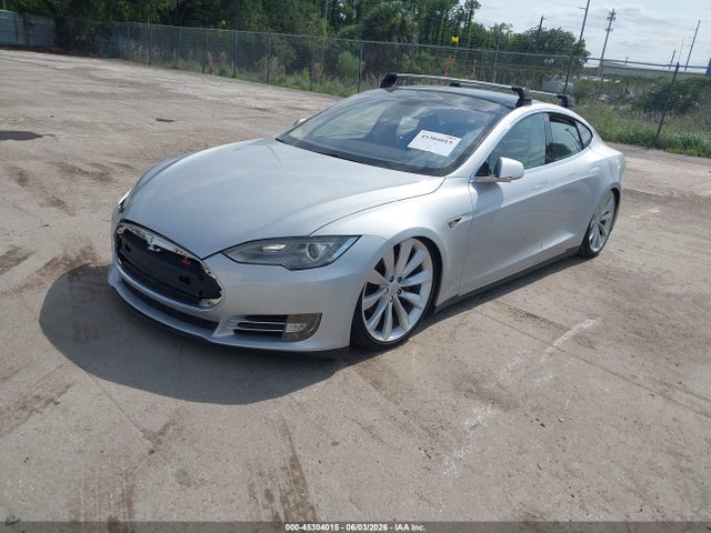 Aukcja sprzedaży 2013 Tesla Model S, vin: 5YJSA1CN4DFP04115, numer aukcji: 45304015