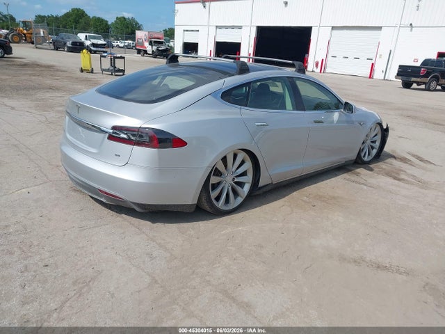 Aukcja sprzedaży 2013 Tesla Model S, vin: 5YJSA1CN4DFP04115, numer aukcji: 45304015