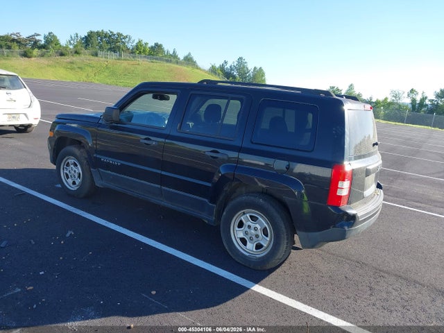 45304106 :رقم المزاد ، 1C4NJPBA4GD505771 vin ، 2016 Jeep Patriot Sport مزاد بيع