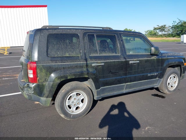 45304106 :رقم المزاد ، 1C4NJPBA4GD505771 vin ، 2016 Jeep Patriot Sport مزاد بيع