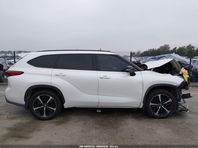 45304124 :رقم المزاد ، 5TDJZRAH4MS053936 vin ، 2021 Toyota Highlander Xse مزاد بيع