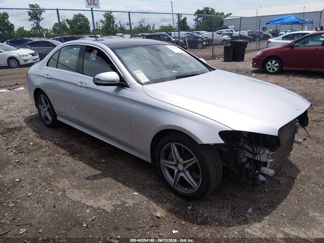 2017 Mercedes-benz E 300 4matic მანქანა იყიდება აუქციონზე, vin: WDDZF4KB3HA045084, აუქციონის ნომერი: 45304140