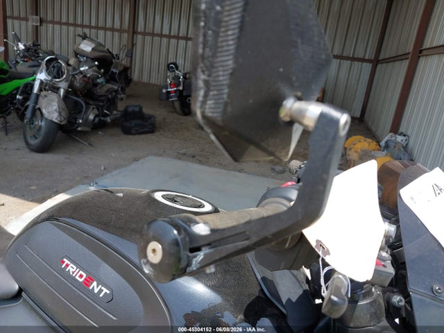 Triumph Motorcycle Trident 660 2023 SMTL10UL7PTBL1860 Image 18