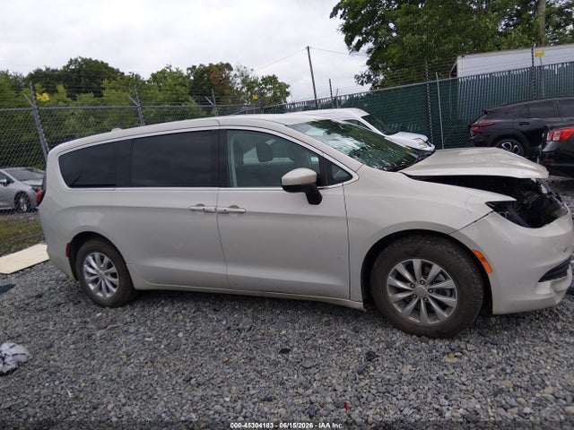 Продажа на аукционе авто 2017 Chrysler Pacifica Touring, vin: 2C4RC1DG5HR609839, номер лота: 45304183
