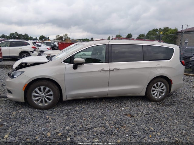 Продажа на аукционе авто 2017 Chrysler Pacifica Touring, vin: 2C4RC1DG5HR609839, номер лота: 45304183
