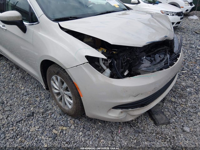 Продажа на аукционе авто 2017 Chrysler Pacifica Touring, vin: 2C4RC1DG5HR609839, номер лота: 45304183