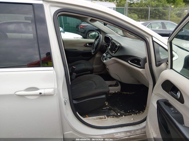Продажа на аукционе авто 2017 Chrysler Pacifica Touring, vin: 2C4RC1DG5HR609839, номер лота: 45304183