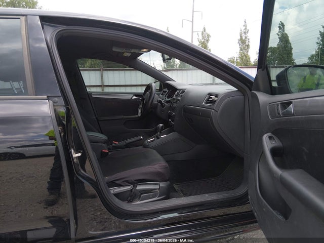 3VWD17AJ3HM302743 Volkswagen Jetta 1.8t Sport