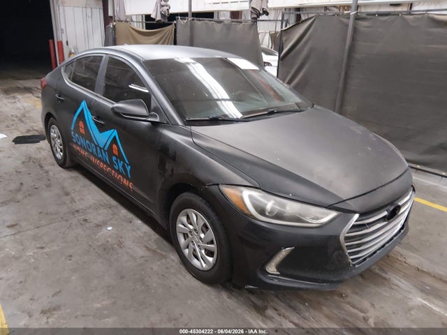 2017 5NPD74LF9HH158131 main image