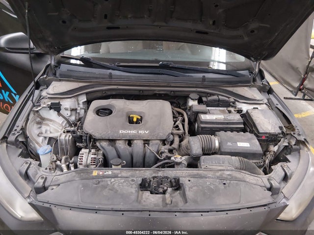 Hyundai ELANTRA SE 2017 5NPD74LF9HH158131 Image 10