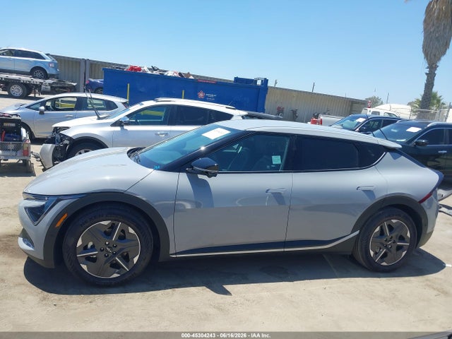 KIA Ev6 Light Long Range Rwd 2025 5XYC34JA1SG013369 Image 14