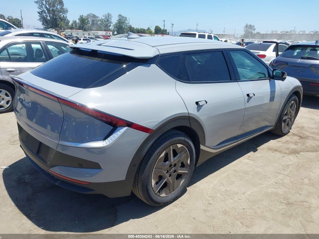 KIA Ev6 Light Long Range Rwd 2025 5XYC34JA1SG013369 Image 4