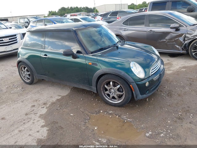 Auction sale of the 2005 Mini Cooper, vin: WMWRC33425TJ63850, lot number: 45304263