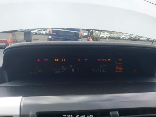 Продажа на аукционе авто 2014 Toyota Prius V Three, vin: JTDZN3EU1EJ008454, номер лота: 45304274