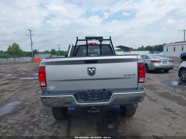 45304286 :رقم المزاد ، 3C63R3GL8DG617790 vin ، 2013 Ram 3500 Tradesman مزاد بيع
