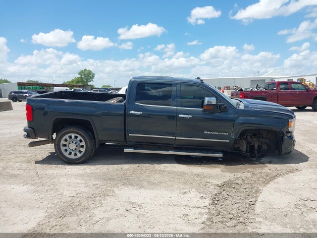 45304323 :رقم المزاد ، 1GT12UEY0JF207376 vin ، 2018 Gmc Sierra 2500hd Denali مزاد بيع